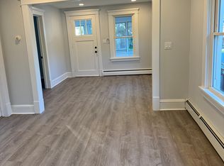 6 North St, Albany, NY 12205