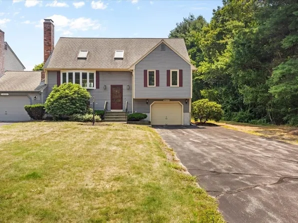 201 Comfort St #201, Bridgewater, MA 02324