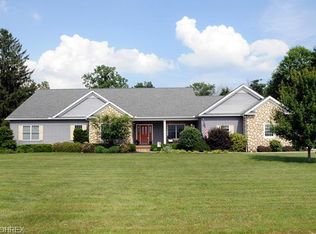 4785 S Edinbergh Dr, Zanesville, OH 43701