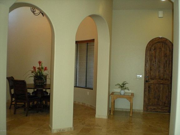 5th image of 202 E Placita Haciendas Del Lago