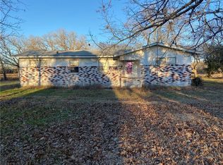 616 N Vicha Rd, Axtell, TX 76624