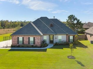 712 Foliage Ct, Madisonville, LA 70447