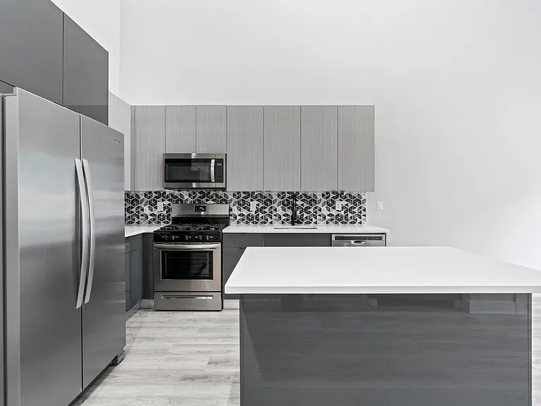 26 Grand St #4 — Photo 3