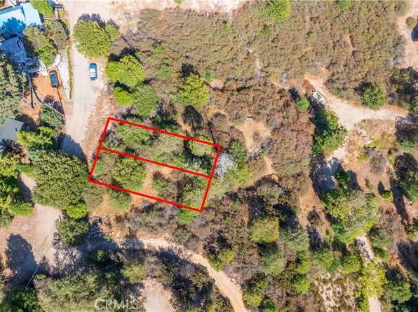 1556 Craghill Dr, Cedar Glen, CA 92321