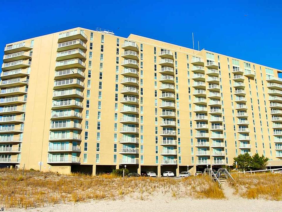 1st image of 322 Boardwalk #415