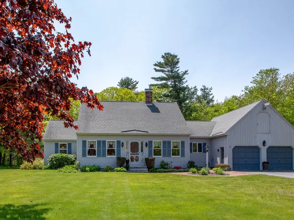 5 Twin Pond Road, Topsham, ME 04086