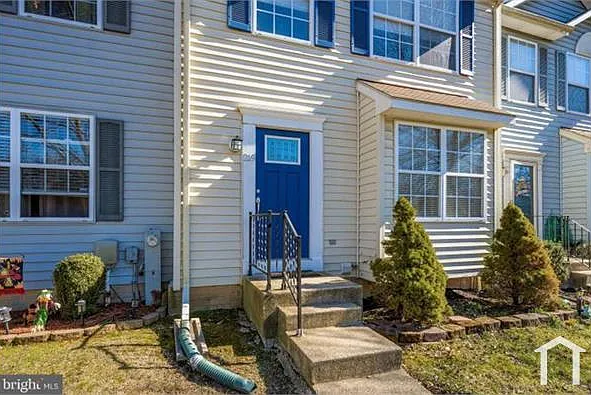 219 Green Fern Way #219 — Photo 2