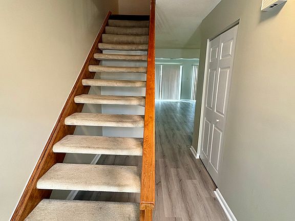 5th image of 5026 Amboy Ct