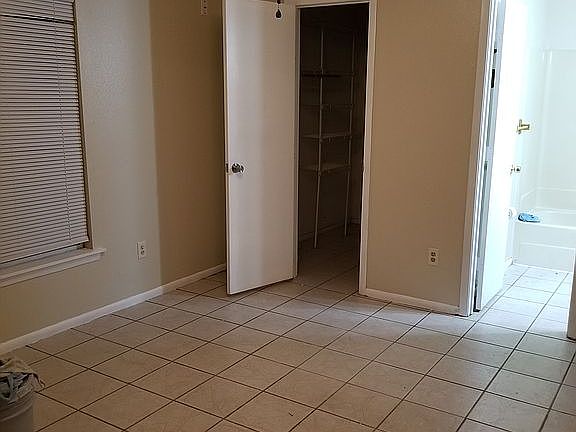 5th image of 3132 Maltby Dr