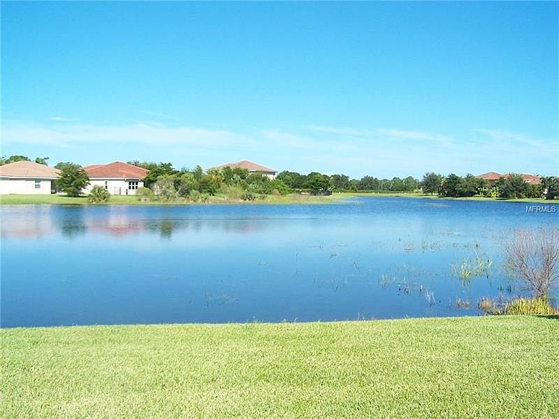 2nd image of 24455 Riverfront Dr