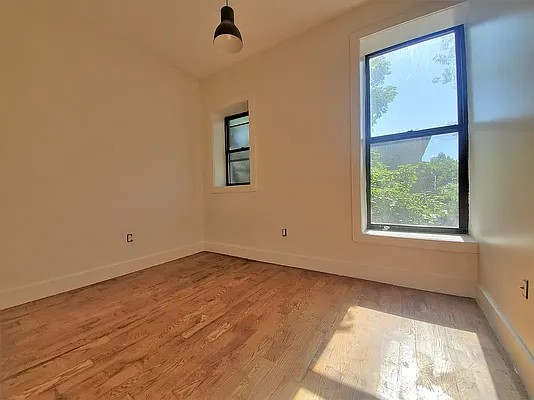 Rented by Doorway NYC, LLC | media 15