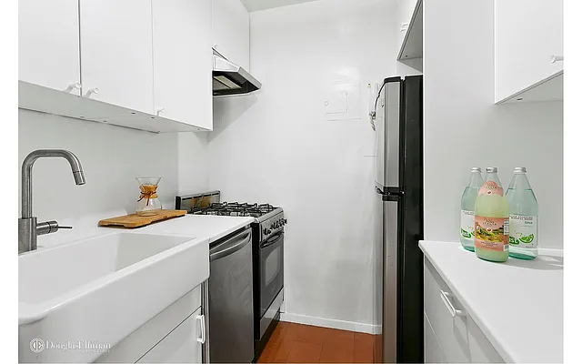 Sold by Douglas Elliman | media 2