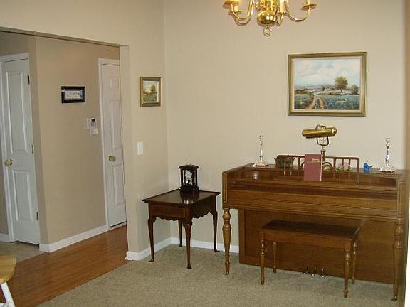 4th image of 1535 N Arbor Springs Dr