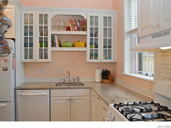 3rd image of 2120 E Broad St #U1