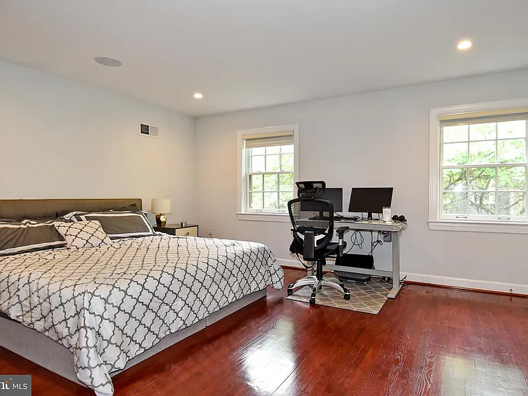 5153 Westbard Ave #15 — Photo 22