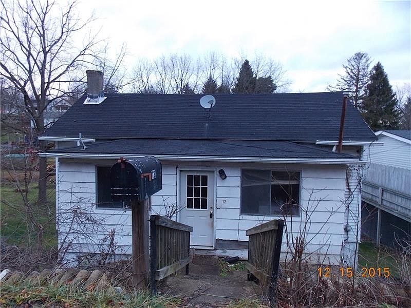 2nd image of 12 Pine St