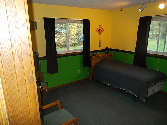 4th image of 6401 W 230th St