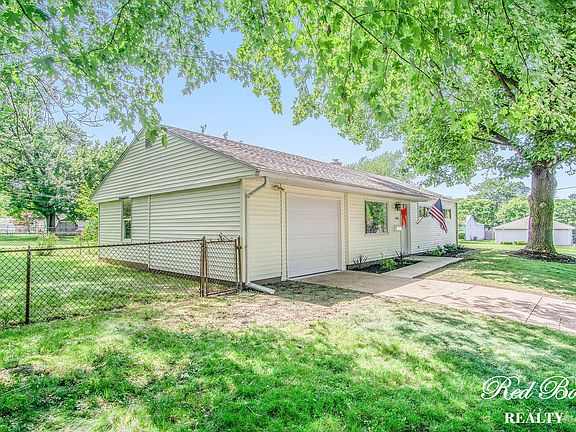 2nd image of 4003 Brookton Dr