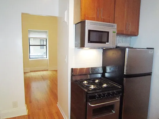 Rented by City Connections Realty | media 39