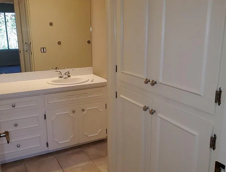 Guest bathroom
