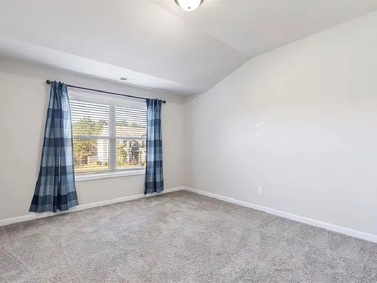 2727 Cove View Ct — Photo 11