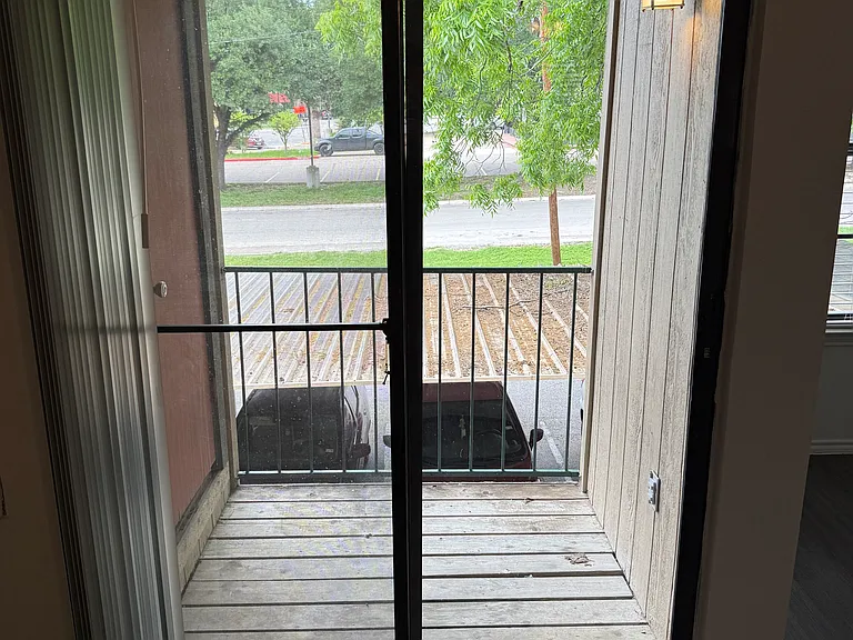 Aquarena Springs Dr — Photo 7