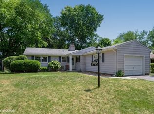 2715 Princeton Ave, Evanston, IL 60201