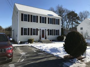 192 Morrison Rd, Taunton, MA 02780
