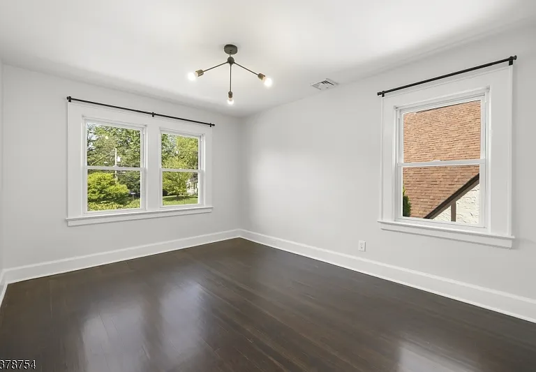 34 Parkview Dr — Photo 7