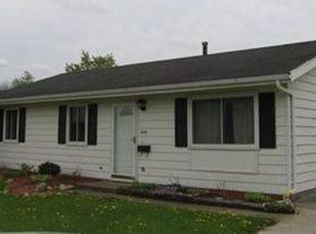 494 Myra Dr, Chardon, OH 44024