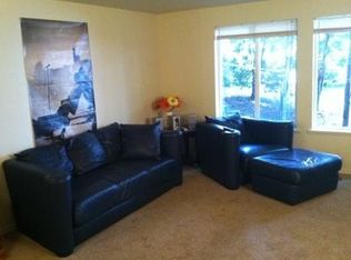 1327 Chestnut St, Everett, WA 98201