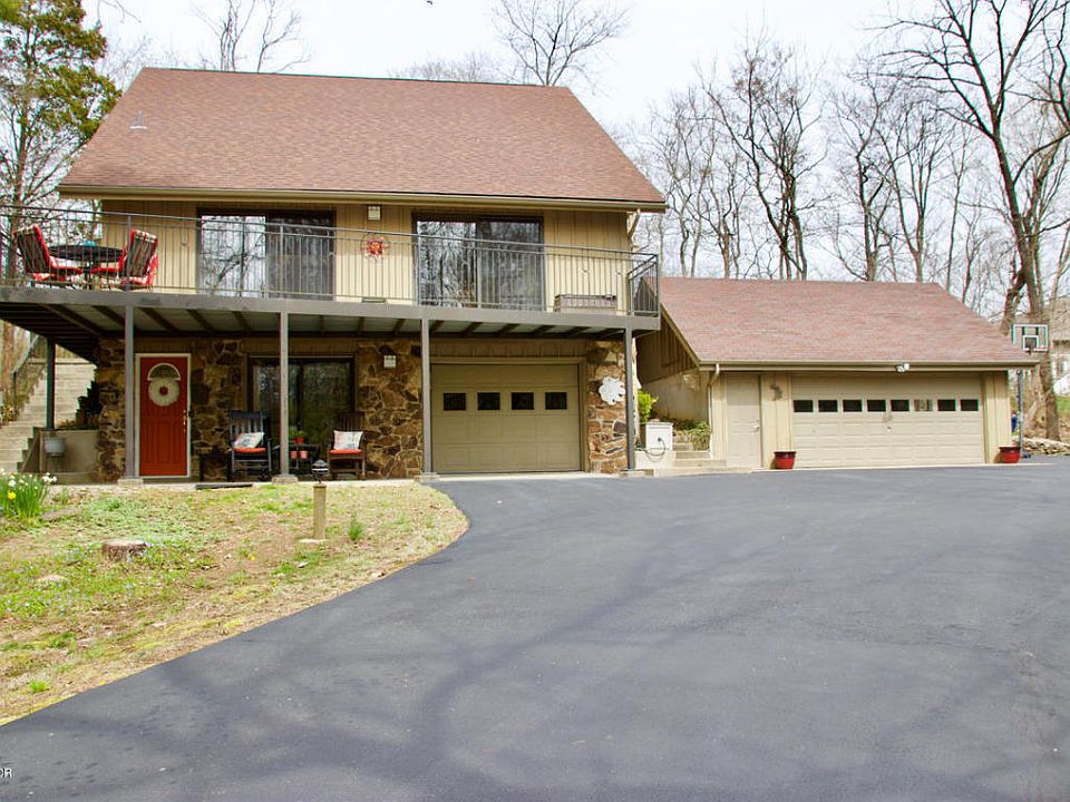1st image of 47 Dogwood Ln