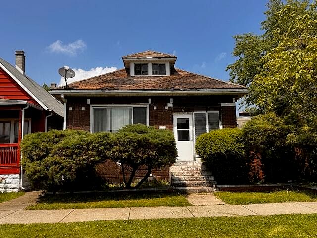 1st image of 616 E 151st St