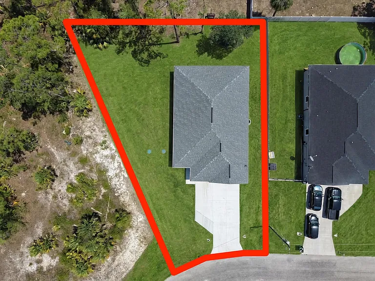 8010 Sandalwood Ln — Photo 23