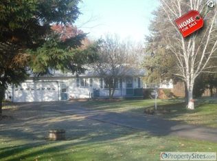 105 Libhart St, Lyons, MI 48851