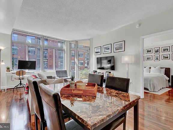 5th image of 3600 Glebe Rd #327W