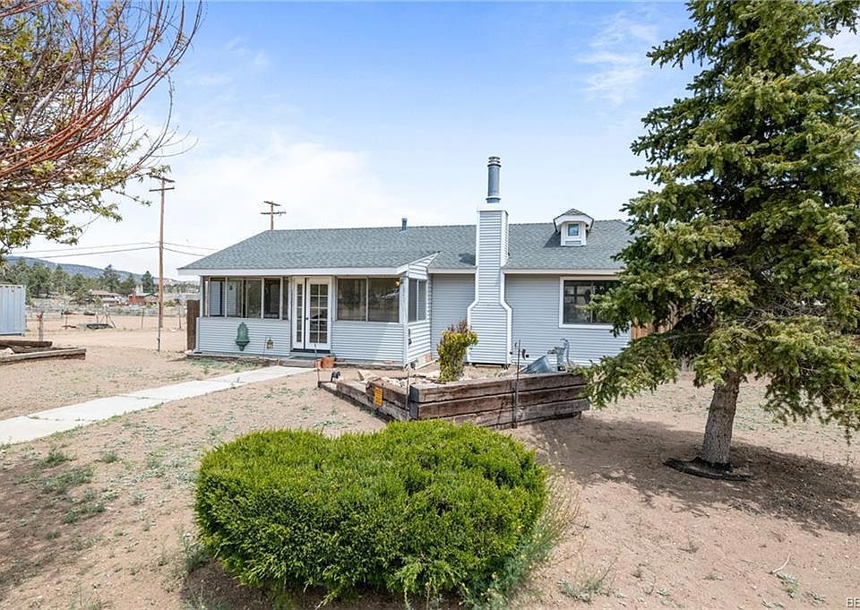 1st image of 46616 Merrick Dr