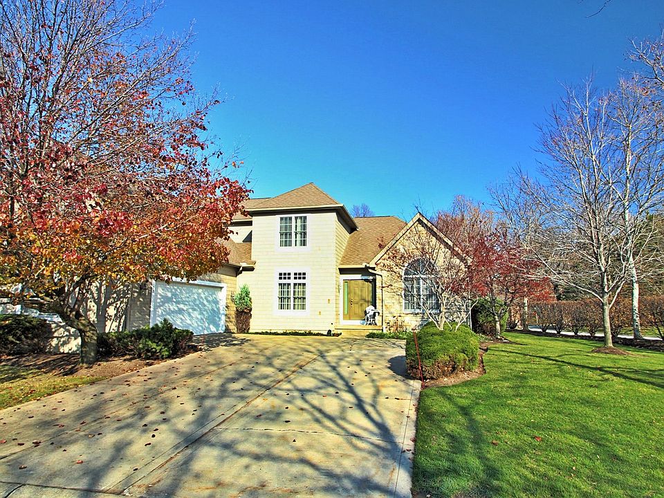 1st image of 127 Hampton Ct