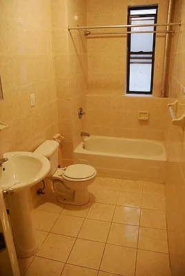 Rented by Bohemia Realty Group | media 21