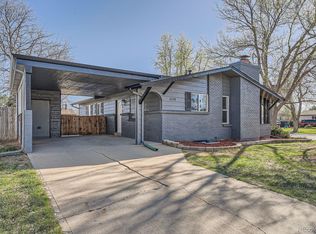 1120 Norfolk St, Aurora, CO 80011