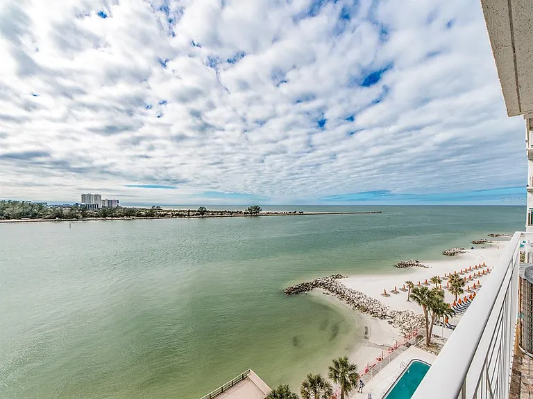 675 S Gulfview Blvd #902 — Photo 9