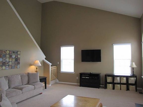 Vaulted Family Rm