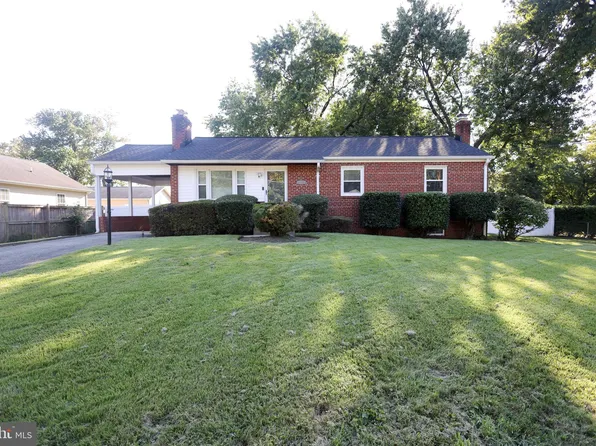 6123 Davis Blvd, Suitland, MD 20746