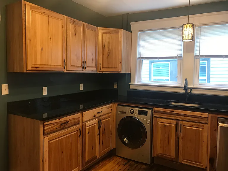 105 Grant St #1 — Photo 8