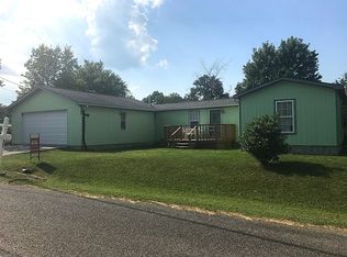 861 Holbert Ln, Kodak, TN 37764