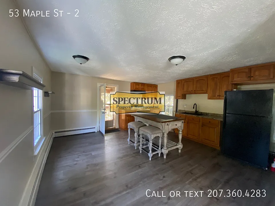 53 Maple St #2