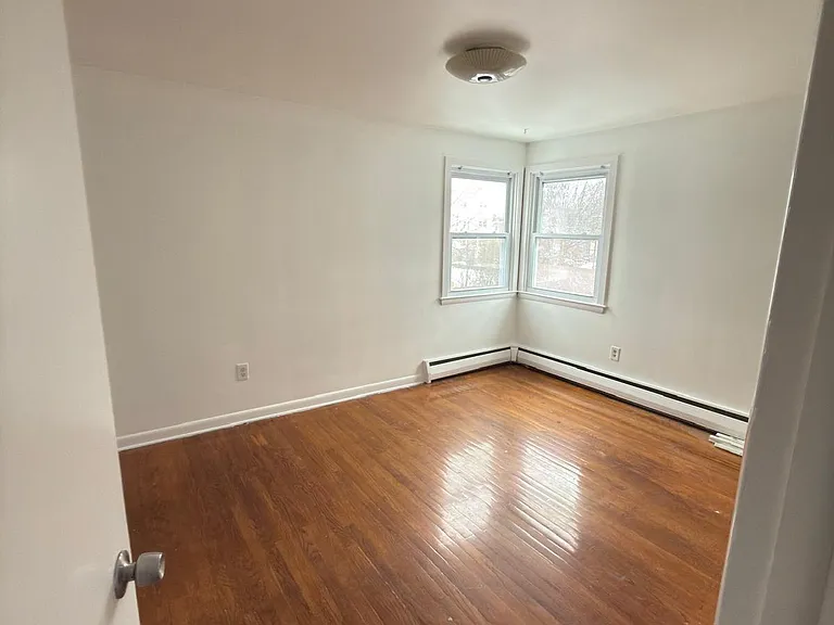 205 Alpine St #7185930579 — Photo 5