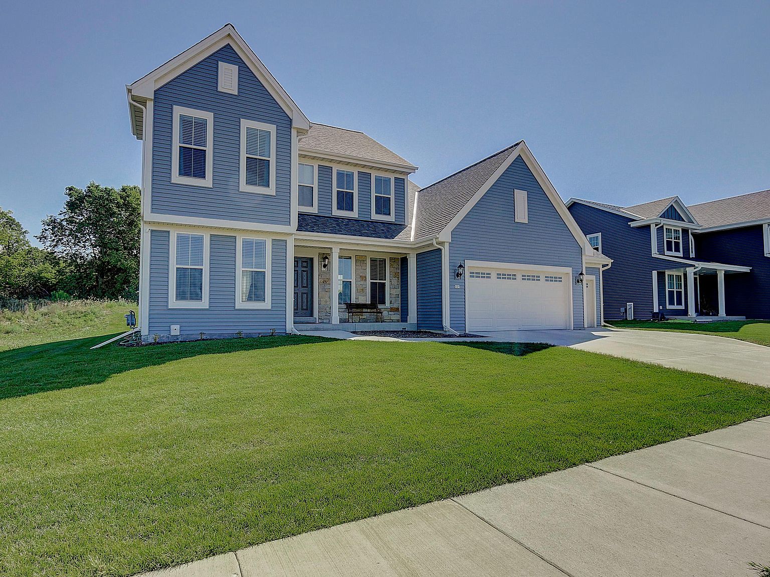 531 Edgewater Dr, West Bend, WI 53095 Zillow
