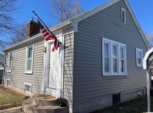 2415 Larch Rd, Quincy, IL 62301