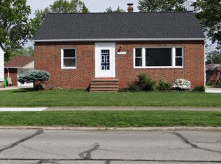 30304 Clarmont Rd, Willowick, OH 44095